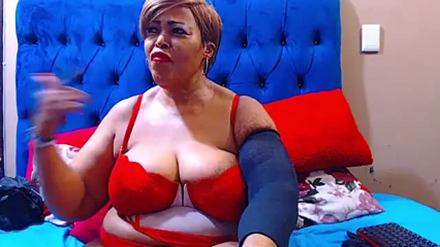 ebonycandy10 online show from 01-09-26, 05:14