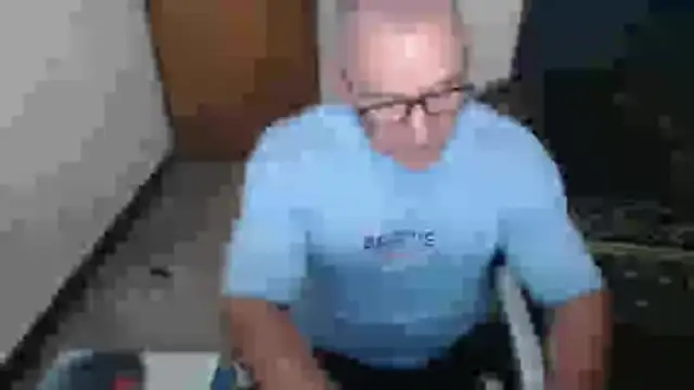 Snapshot of jefmuscle chatting on 05-31-26, 12:44 jefmuscle online show from 05-31-26, 12:44