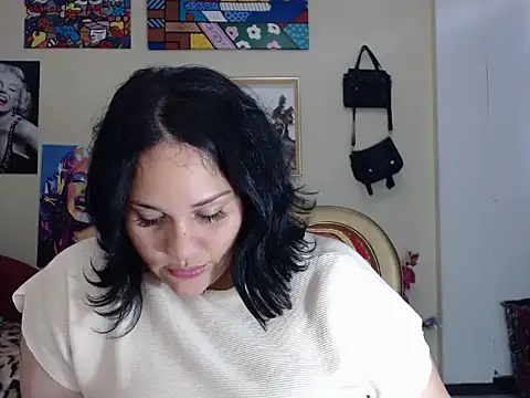 Snapshot of melissa4855 chatting on 11-18-25, 09:18 melissa4855 online show from 11-18-25, 09:18