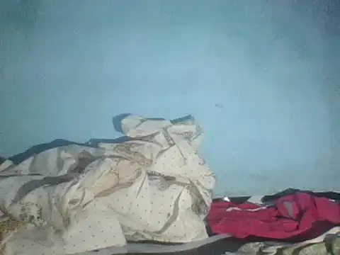 Naivegirrl online show from 03-18-25, 10:48