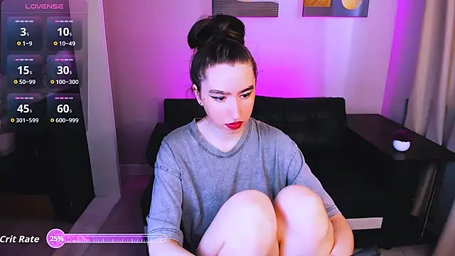 Snapshot of Lily_xBabe chatting on 06-14-26, 01:45 Lily xBabe online show from 06-14-26, 01:45
