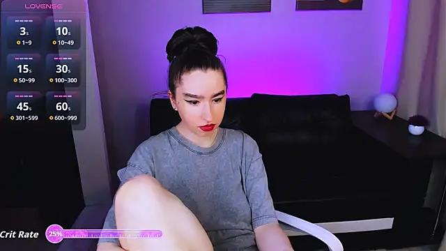 Snapshot of Lily_xBabe chatting on 06-25-26, 02:22 Lily xBabe online show from 06-25-26, 02:22