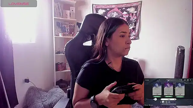 sweetcoralinee online show from 10-15-25, 03:42