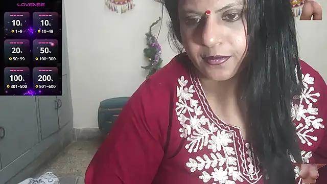 Snapshot of Sexy_komolika chatting on 03-04-26, 02:14 Sexy komolika online show from 03-04-26, 02:14