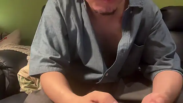 taka32204 online show from 03-26-26, 05:11
