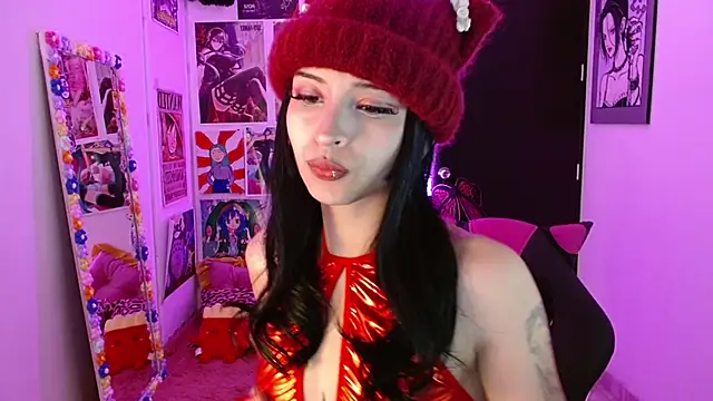 Snapshot of Kind_Scarlett chatting on 12-21-25, 03:52 Kind Scarlett online show from 12-21-25, 03:52