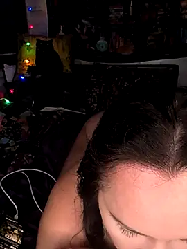 Snapshot of KinkyLittleWitch chatting on 05-11-26, 09:12 KinkyLittleWitch online show from 05-11-26, 09:12