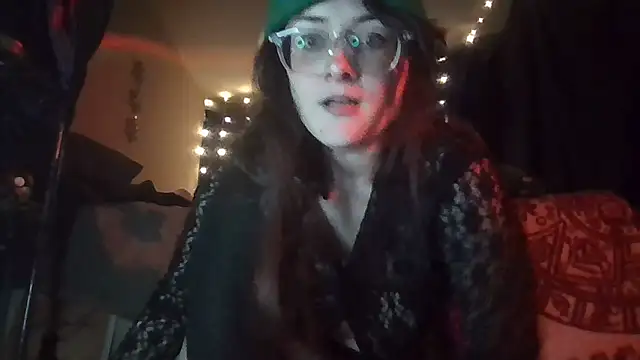 EyaDivine1 online show from 12-19-24, 04:23