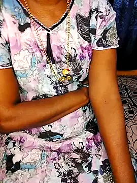 Snapshot of rashmikagowda chatting on 03-12-25, 06:51 rashmikagowda online show from 03-12-25, 06:51