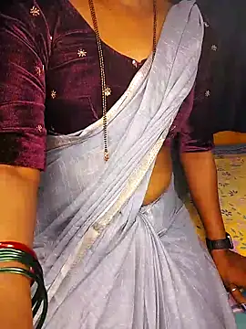 Snapshot of rashmikagowda chatting on 03-11-25, 05:57 rashmikagowda online show from 03-11-25, 05:57
