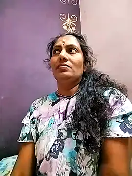 Snapshot of rashmikagowda chatting on 01-01-25, 02:31 rashmikagowda online show from 01-01-25, 02:31