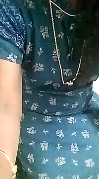 Snapshot of rashmikagowda chatting on 01-16-25, 10:32 rashmikagowda online show from 01-16-25, 10:32