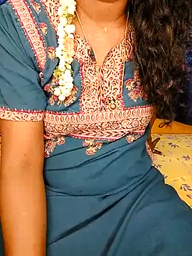 Snapshot of rashmikagowda chatting on 03-04-25, 06:26 rashmikagowda online show from 03-04-25, 06:26