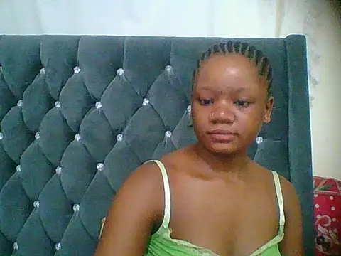 HotJeylee online show from 12-22-25, 06:52