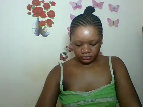 Snapshot of HotJeylee chatting on 07-20-26, 12:18 HotJeylee online show from 07-20-26, 12:18