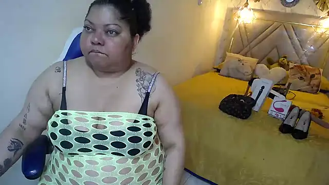 brunette 35 online show from 03-04-25, 02:17