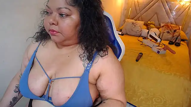 brunette 35 online show from 02-24-25, 10:04