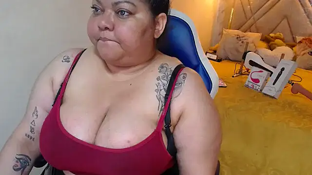 brunette 35 online show from 02-23-25, 02:29