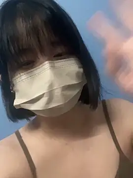 Snapshot of Bibi970110 chatting on 11-02-25, 02:44 Bibi970110 online show from 11-02-25, 02:44