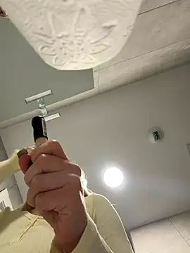 streetdoll online show from 11-09-25, 08:29