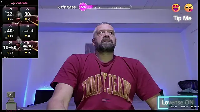 Snapshot of northman1977 chatting on 09-30-25, 07:31 northman1977 online show from 09-30-25, 07:31