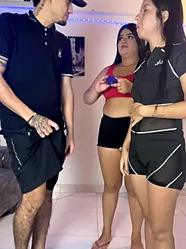 royalgirls x online show from 11-27-25, 01:50