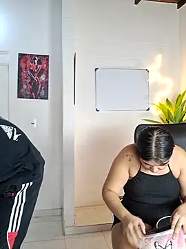 royalgirls x online show from 03-06-26, 01:11