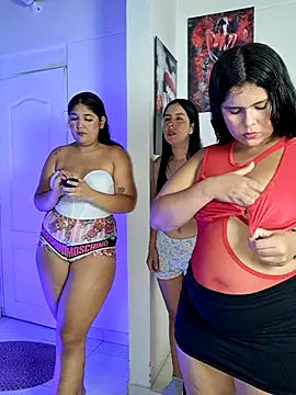 royalgirls x online show from 02-11-26, 10:09