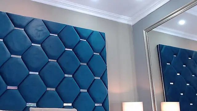 ThaniaJones online show from 03-01-26, 12:05