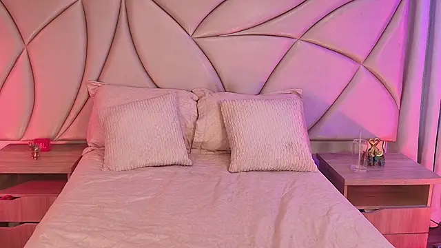 ValleryC online show from 03-25-26, 09:14