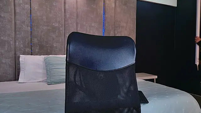 PaulinaDuarte online show from 11-06-25, 12:09