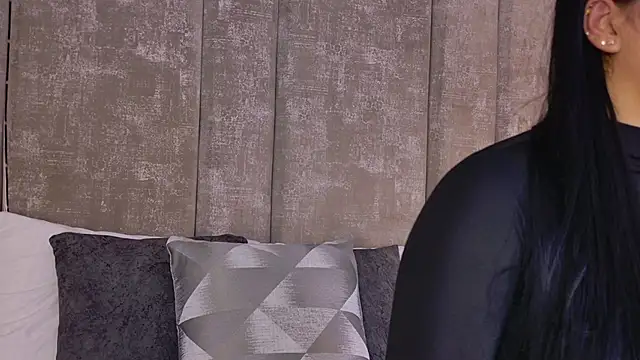 PaulinaDuarte online show from 12-16-25, 11:03