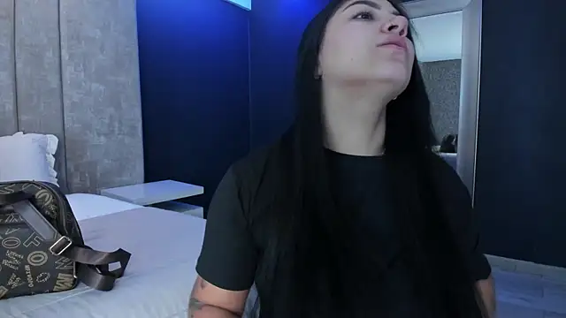 Snapshot of PaulinaDuarte chatting on 04-11-26, 11:58 PaulinaDuarte online show from 04-11-26, 11:58