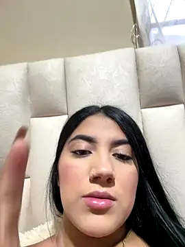 PaulinaDuarte online show from 12-21-25, 11:23