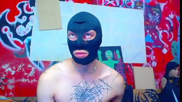 Snapshot of deivid_estrada chatting on 05-20-26, 04:15 deivid estrada online show from 05-20-26, 04:15