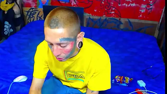 deivid estrada online show from 10-16-25, 03:53