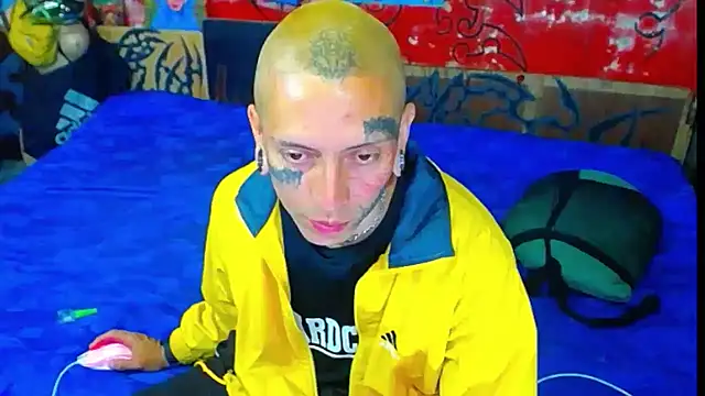 deivid estrada online show from 11-12-25, 04:11