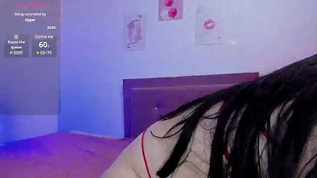 Snapshot of ConnyBlare chatting on 03-18-25, 03:23 ConnyBlare online show from 03-18-25, 03:23