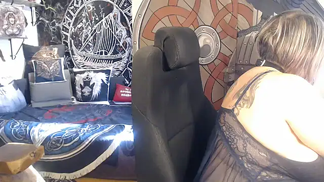 TittenMichelle online show from 11-01-25, 11:37