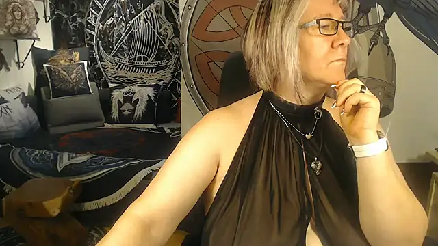 TittenMichelle online show from 10-04-25, 08:38
