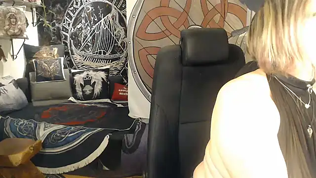 TittenMichelle online show from 11-24-25, 06:02