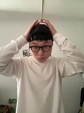 Eric246 online show from 02-09-26, 05:49