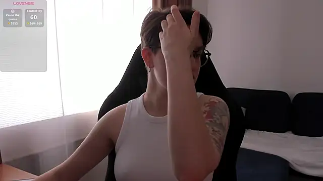 JessieFlower online show from 07-25-26, 07:49