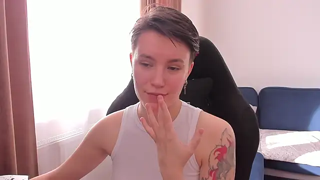 JessieFlower online show from 02-05-26, 08:21