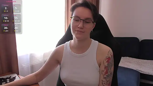 JessieFlower online show from 05-06-26, 07:45