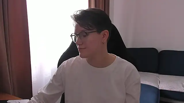 JessieFlower online show from 04-22-26, 08:21