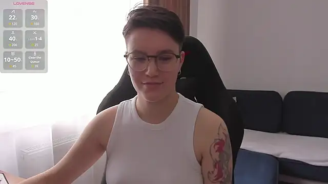 JessieFlower online show from 06-18-26, 07:40