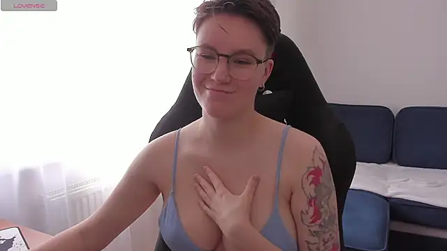 JessieFlower online show from 06-20-26, 08:08