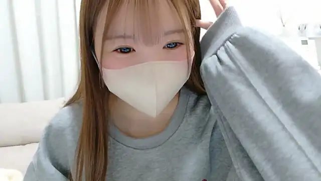 Snapshot of HONO_cha chatting on 11-17-25, 11:03 HONO cha online show from 11-17-25, 11:03