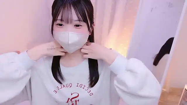 Snapshot of HONO_cha chatting on 03-09-25, 11:14 HONO cha online show from 03-09-25, 11:14